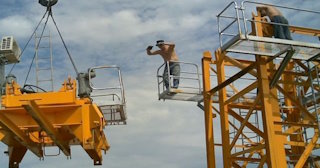 Демонтаж башенного крана в Большом Камне - услуги по демонтажу от Сварной-Бль от 1562 руб.