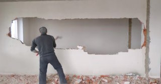 Демонтаж стен в квартире в Большом Камне – цена от 729 рублей. - Сварной-Бль