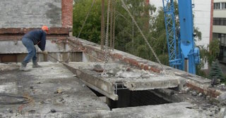 Демонтаж бетонной плиты: цена за м2 от 2083 рублей в Большом Камне