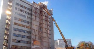 Демонтаж многоэтажного дома Большой Камень, цена от 3697 руб.